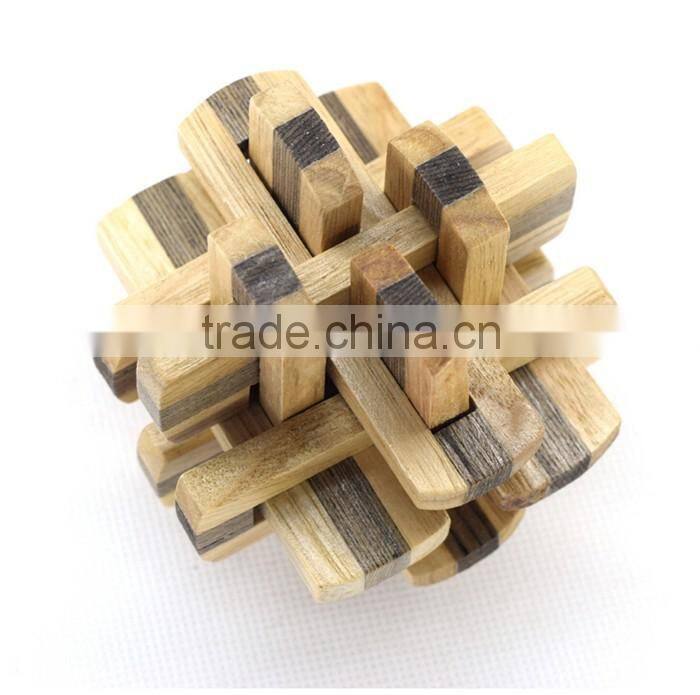 wholesale new design IQ challenging wood brain teaser toy
