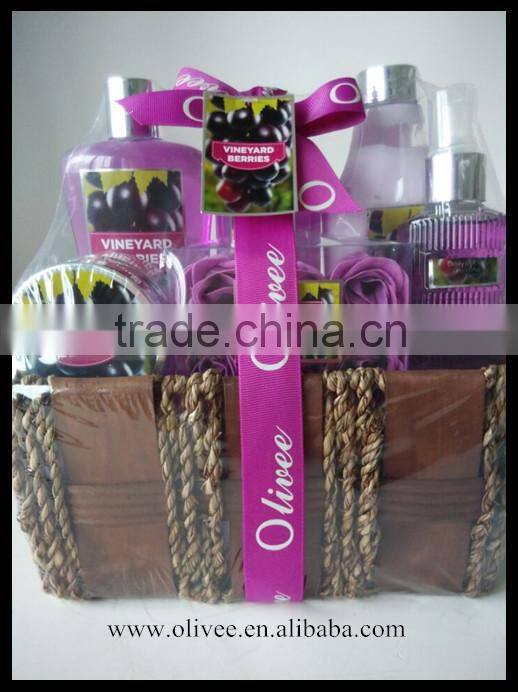 grape berry fragrance whitening moisturizing bath set with sea grass basket