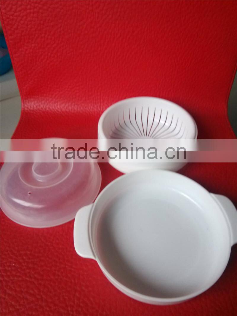 Microwave safe steam cooker round shape