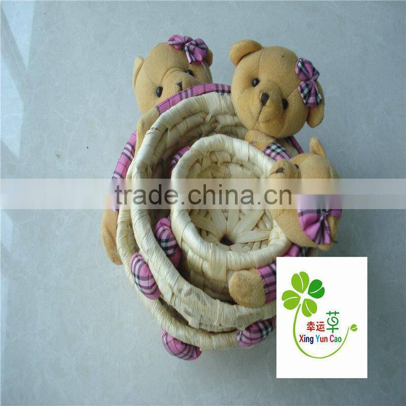 Corn husk basket Toy basket