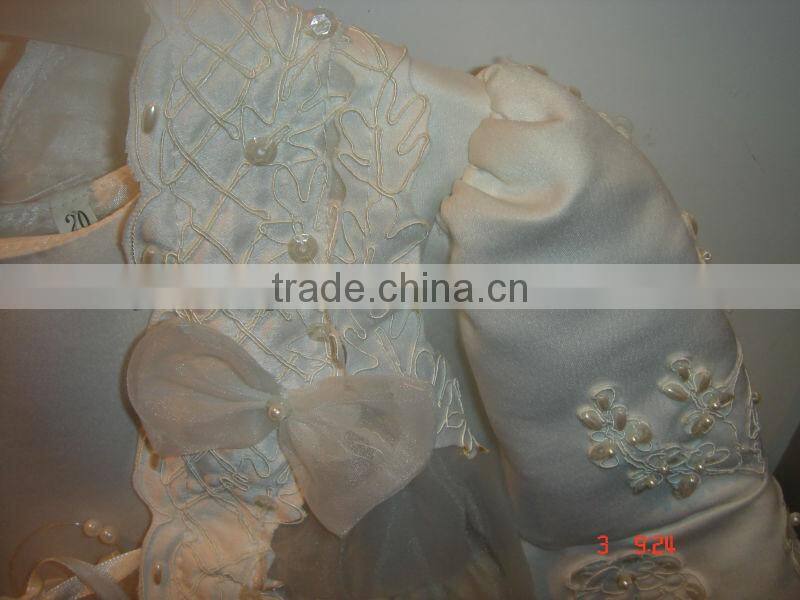 girls chic dresses muslim worshippers wear