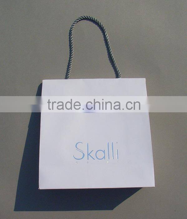 High-Quality White Carry Bag With String Handle, kraft shopping bag, garment packaging bag
