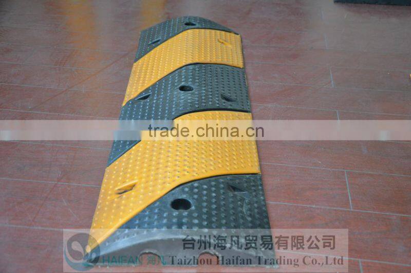 durable reflective speed bump/rubber road speed bump /rubber speed humps for Crossroads/road speed bump for crossing