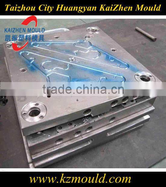 High precise injection plastic clothes rack moulding