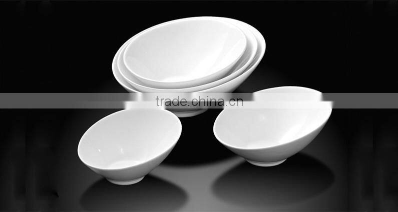 7 inch Round White Color Graceful Design Porcelain Plates Dishes For Hotel And Restaurant