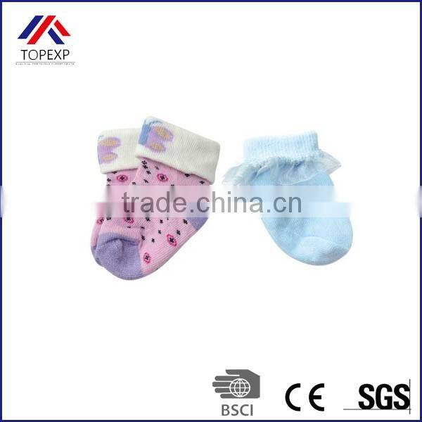 Toddlers Socks With Decorative Border