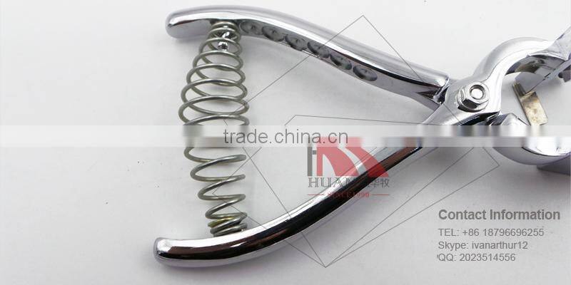 ear plier for rabbit in 140*75 mm