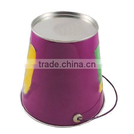 big recyclable garbage can