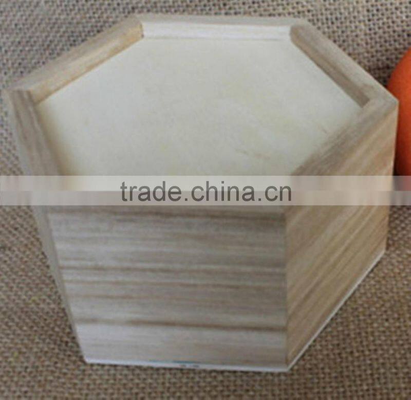 eco-friendly handmade custom candy storage small wooden barrel decoration with slid lid