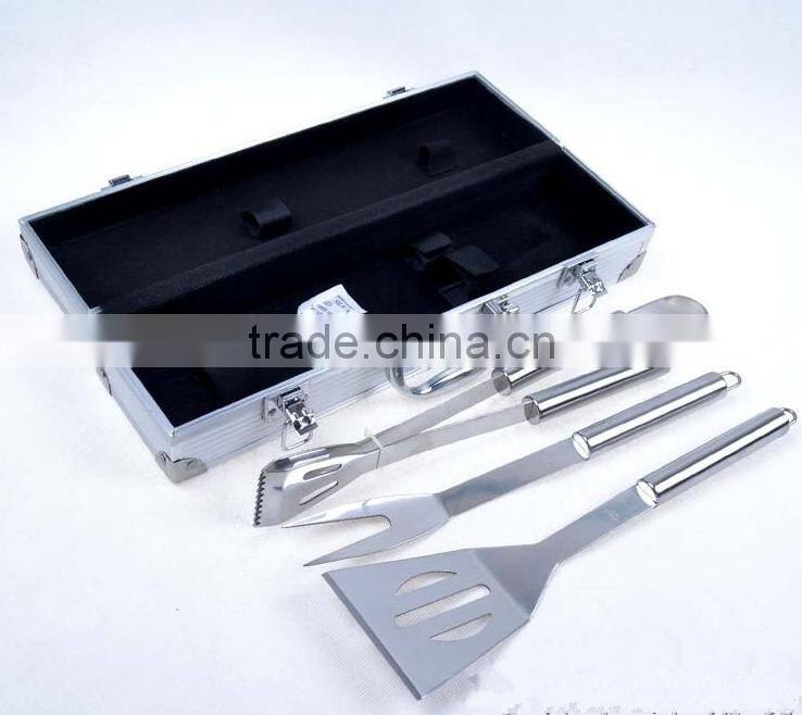 Hot 3 pcs aluminum box bbq tool set