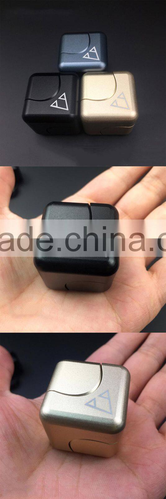 new product fidget hand spinner toy cube spinner for stress relief
