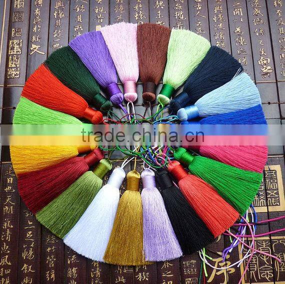 Fashion Custom Colorful Women's cotton red tassel for bag decoration