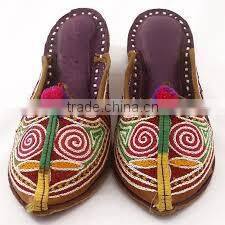 New Rajasthani Style Juties & Mojari