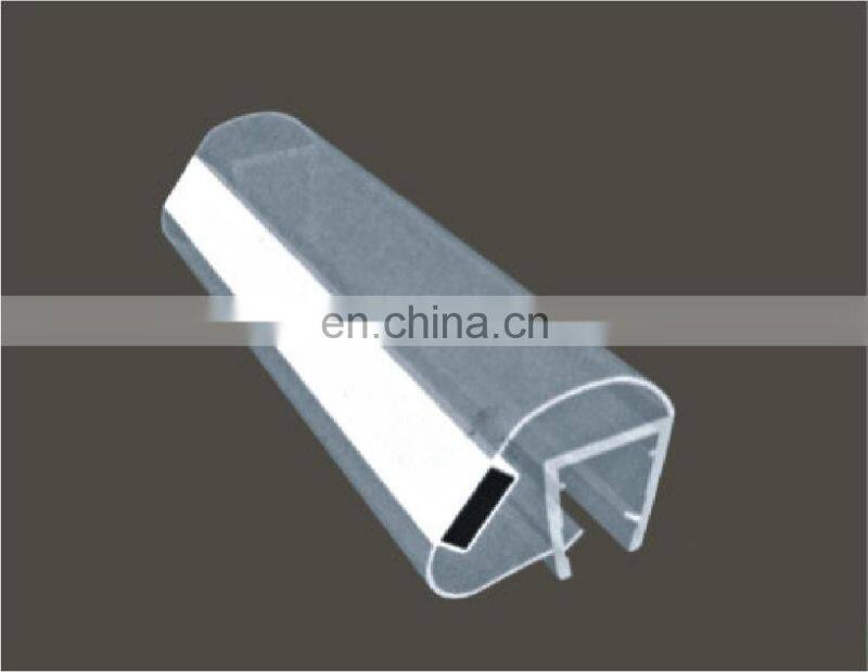 Magnetic shower door seal strip for couping 90 degree glass doors