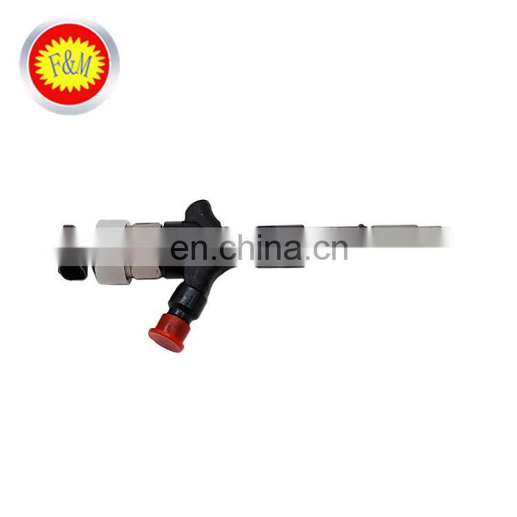 Auto Parts Control with Common Rail Fuel Injector for 23670-30050 095000-5881