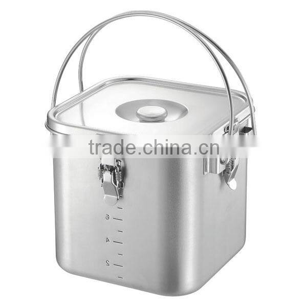 Stackable and reheatable food containers KOINU with measuring marks