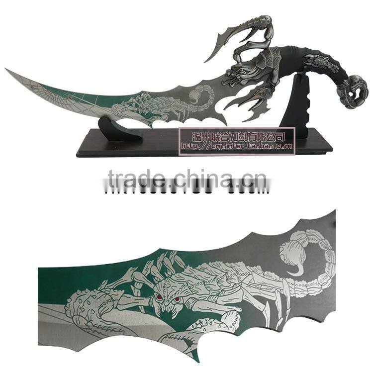 Wholesale Fantasy Knife armour movie swords fantasy knife HK108001GS