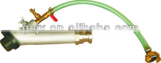 Spraying gun for plastering gysupm