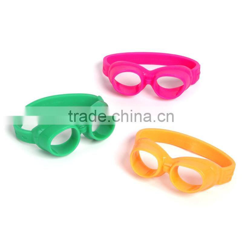 Set of 6 Beer Bottle Bands Drinks Markers