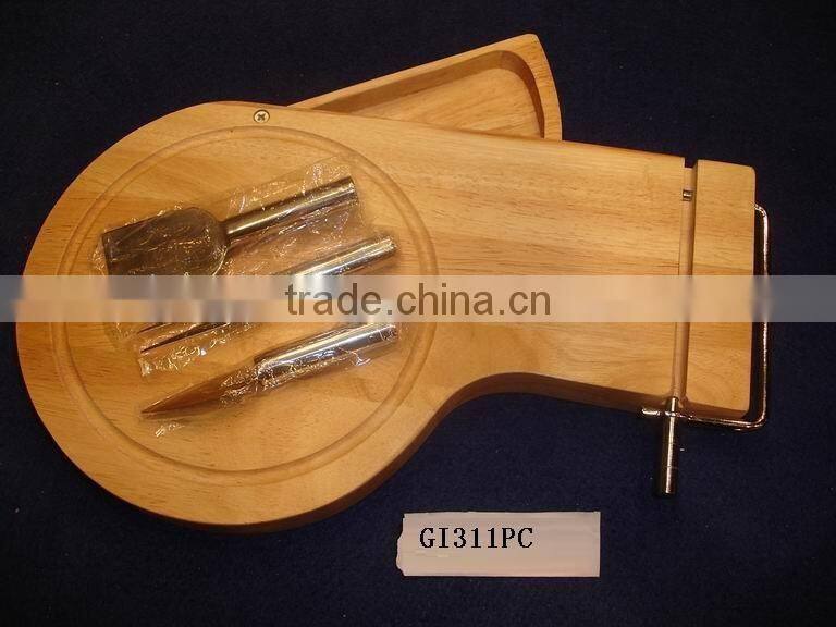 wooden cheese box with cheese knives