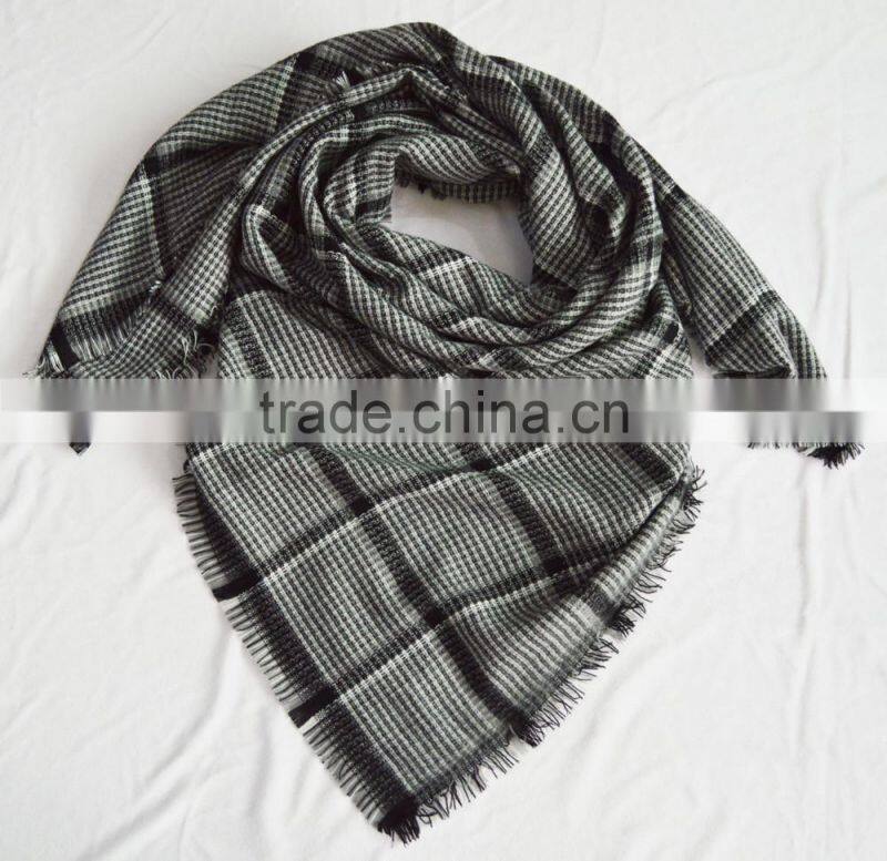 New arrival square wholesale factory europe lady plaid checked pashmina shawl 100%acrylic