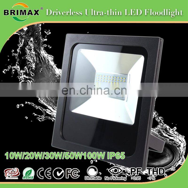 100W 10000lm 4000K Lumiere Exterieur Etanche IP65 Lampe de Securite Ideale pour Jardin  Eclairage Public Garage projecteur led