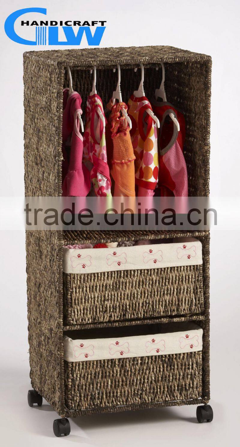Maize pet armoire with feet