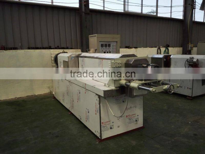 (Skype/Wechat: hnlily07) snack food machinery extruder/most popular puffed corn wheat snacks food extruder