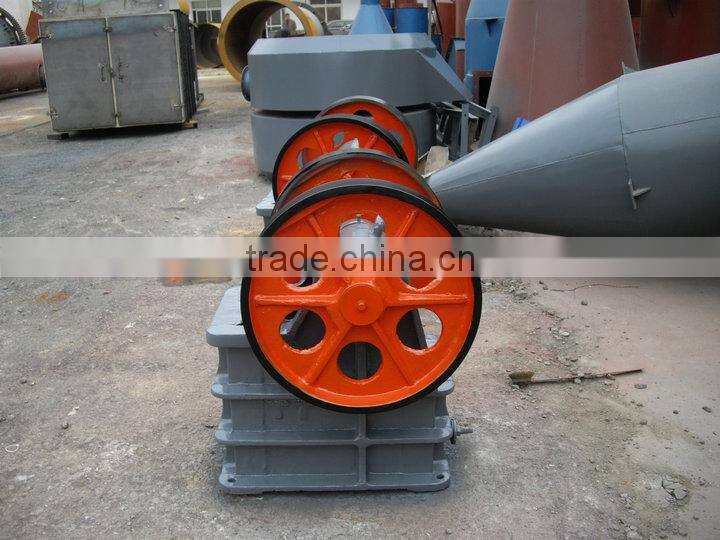 2015 china good quality pe150*250 small portable rock crusher
