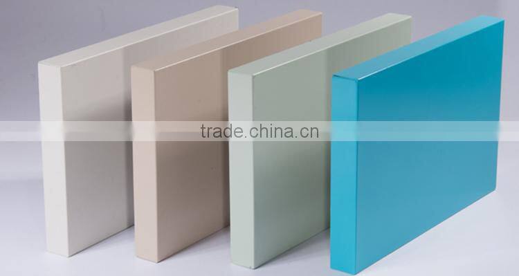 Convenient construction method honeycomb panel billboard