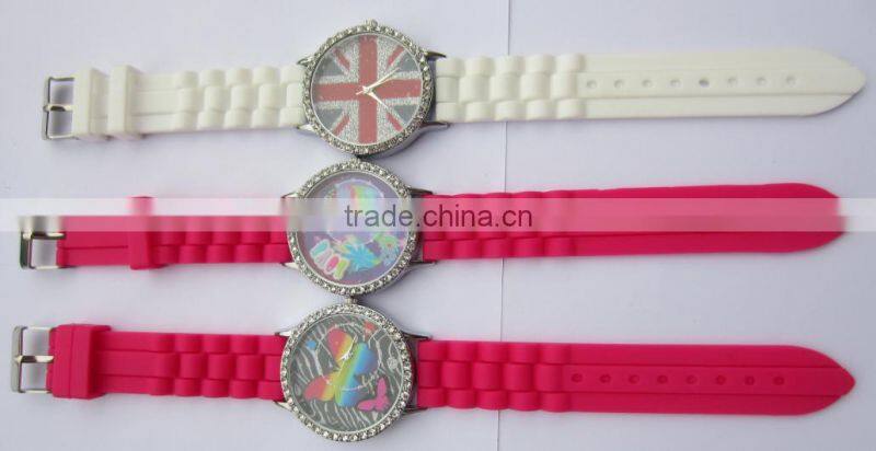 High Quality Silicone Watch Quartz Stainless Steel Back