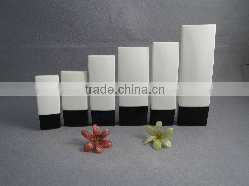 competitive price cosmetic lotion bottle with decorative sheet