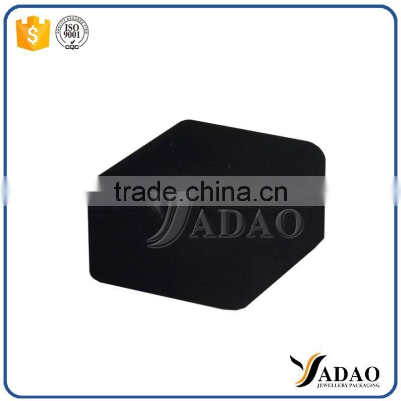 Customized handmade black flocking jewelry case professional