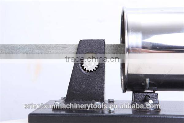 Horizontal manual commercial sausage stuffer