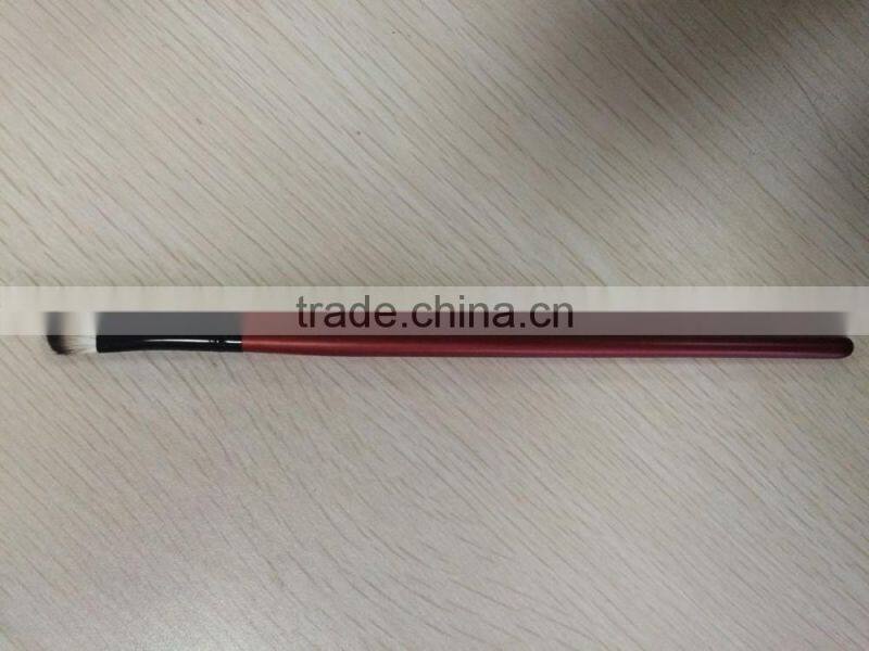 High quality hot selling professional shadow brush with wooden handle