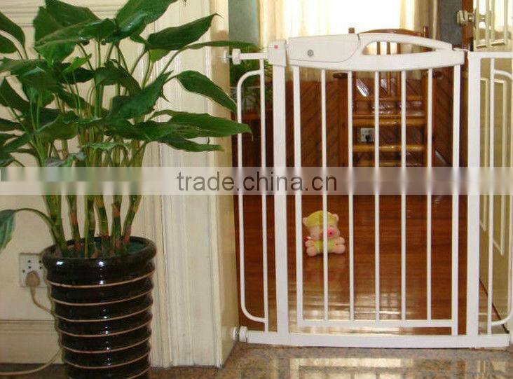 Newly Design Baby Safety Gate Pet Gate