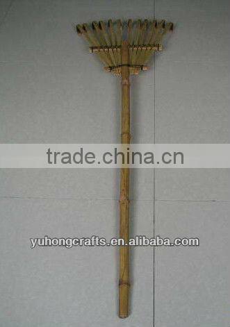 Bamboo grass rake