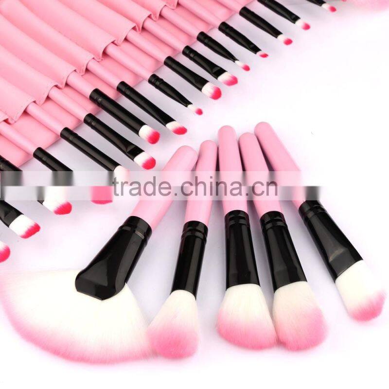 China Manufactureers Wood Handle Cheap 32PCS Cosmetic Brushes