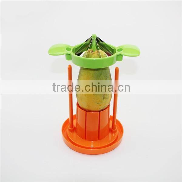 Ultra sharp easy to cut papaya slicer