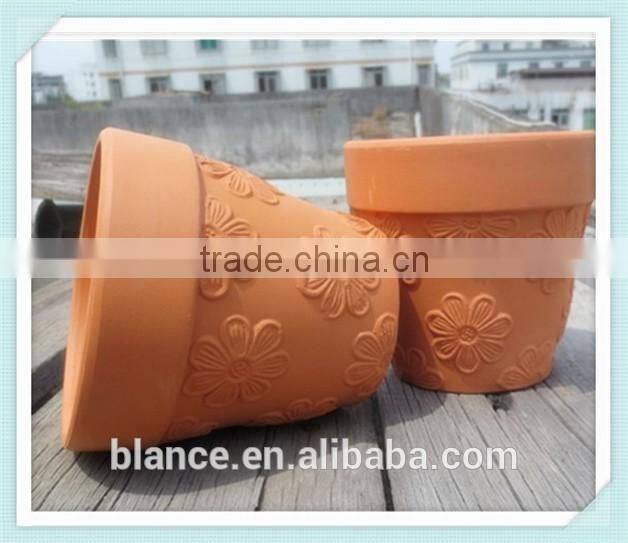 terracotta emboss flower pot with flower emboss