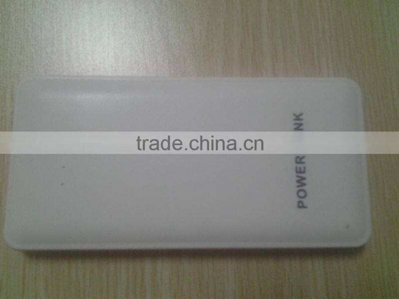 20000mah power bank charging for smartphone