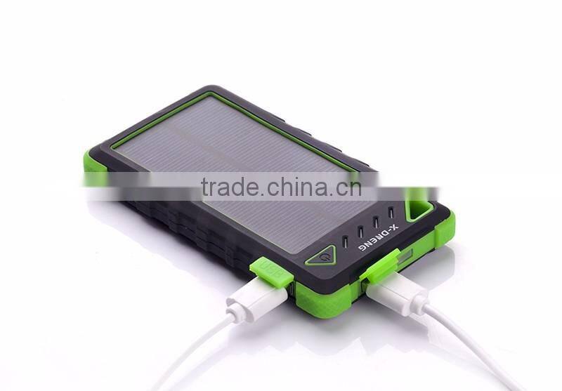 8000mah Rohs dual usb waterproof wholesale solar cellphone charger
