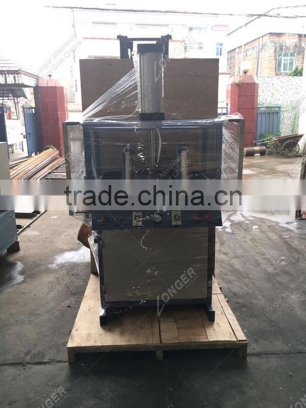 Electric Driven New Condition Pillow Compressing and Packing Machine Price