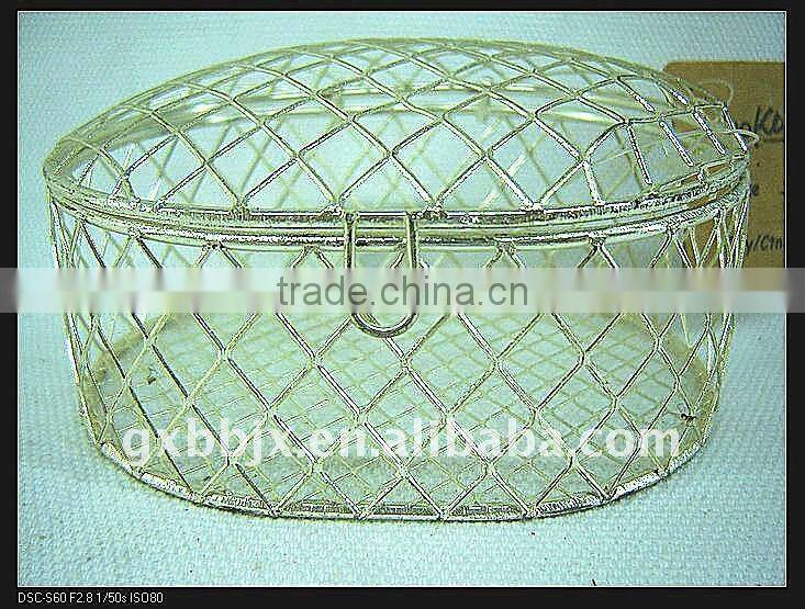 Silver iron wire storage box with lid