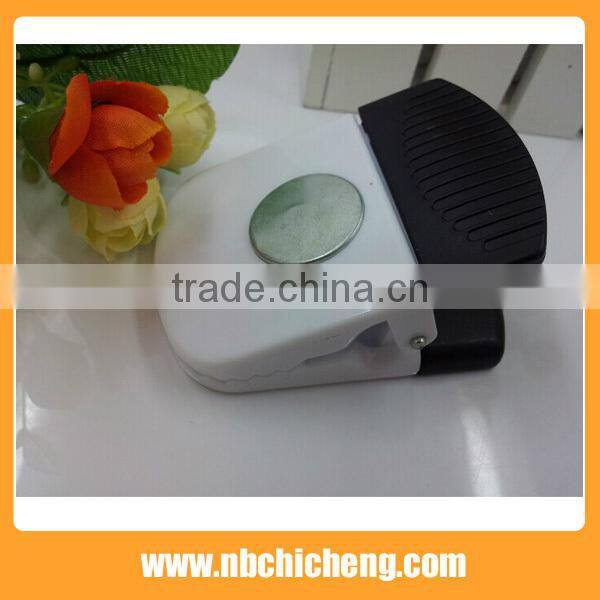 Popular Plastic Paper Magnetic Clip