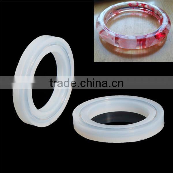 Custom White 7.5cm Silicone Resin Mold Bracelet