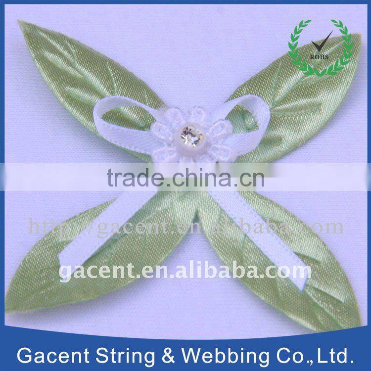 beautiful wedding decorative rosette flowers