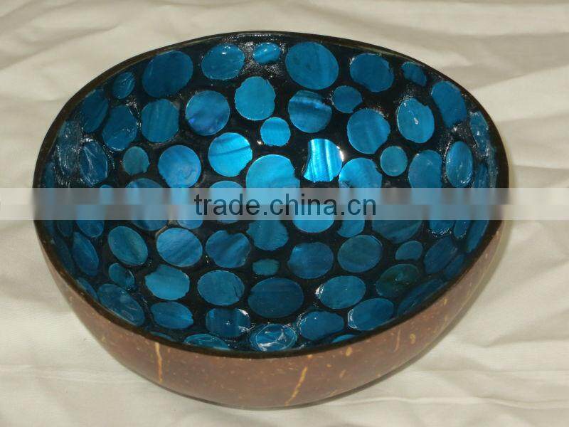 Lacquer coconut bowl