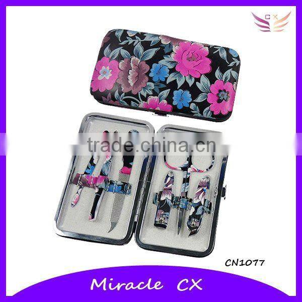 Flower design manicure set promotional in metal case