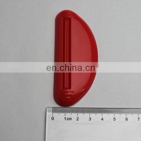 Hot Selling Plastic Toothpaste Tube Squeezer Toothpaste Dispenser